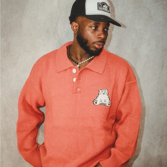 Sweaters- XL,L & M - Picture 2 of 4